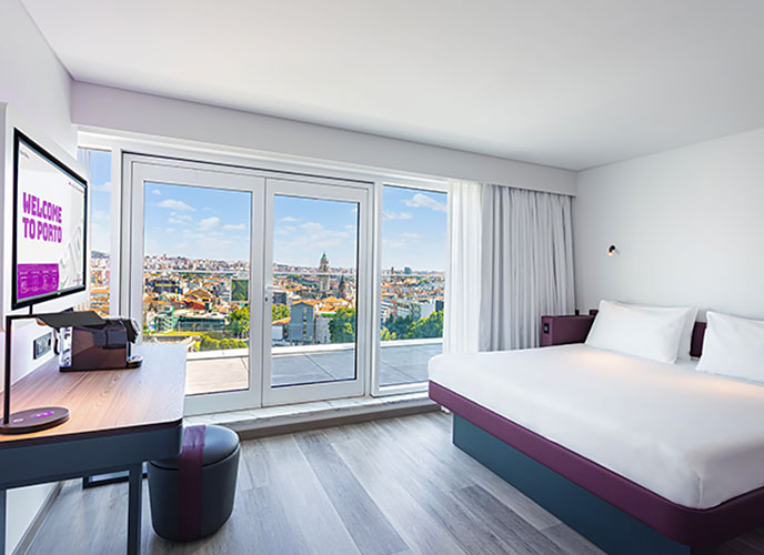 YOTEL PORTO
