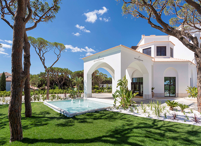 PINE CLIFFS RESIDENCES