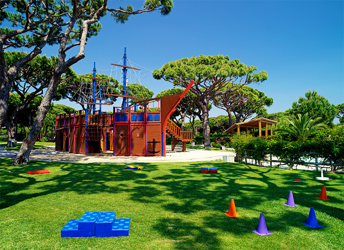 PINE CLIFFS VILLAGE